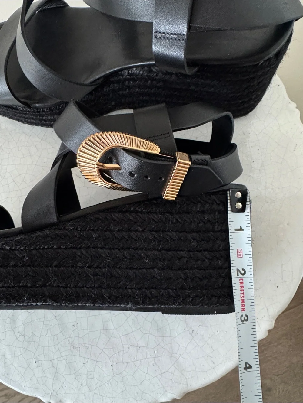Schutz Harper Platform Raffia Wedged Black Leather Sandals Gold Buckle Size 7.5